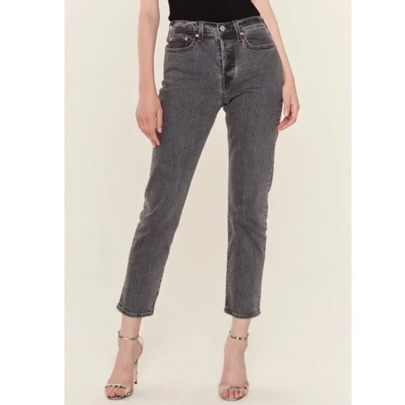 Levi's Premium Jeans Gray Denim Wedgie Button Fly Floral Stitching Embroidery 25 - Picture 1 of 10